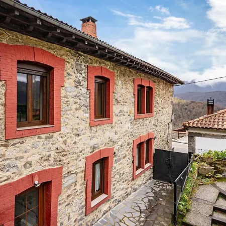 La Cerra Country house